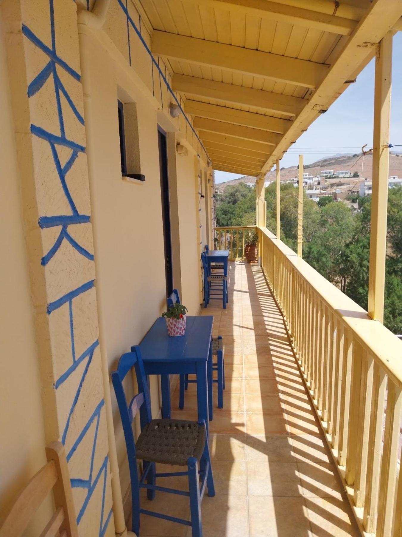 Ilios Apartment *
