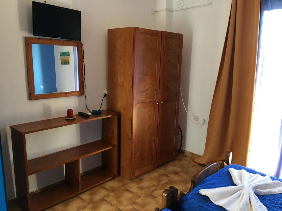 Ilios Apartment *
