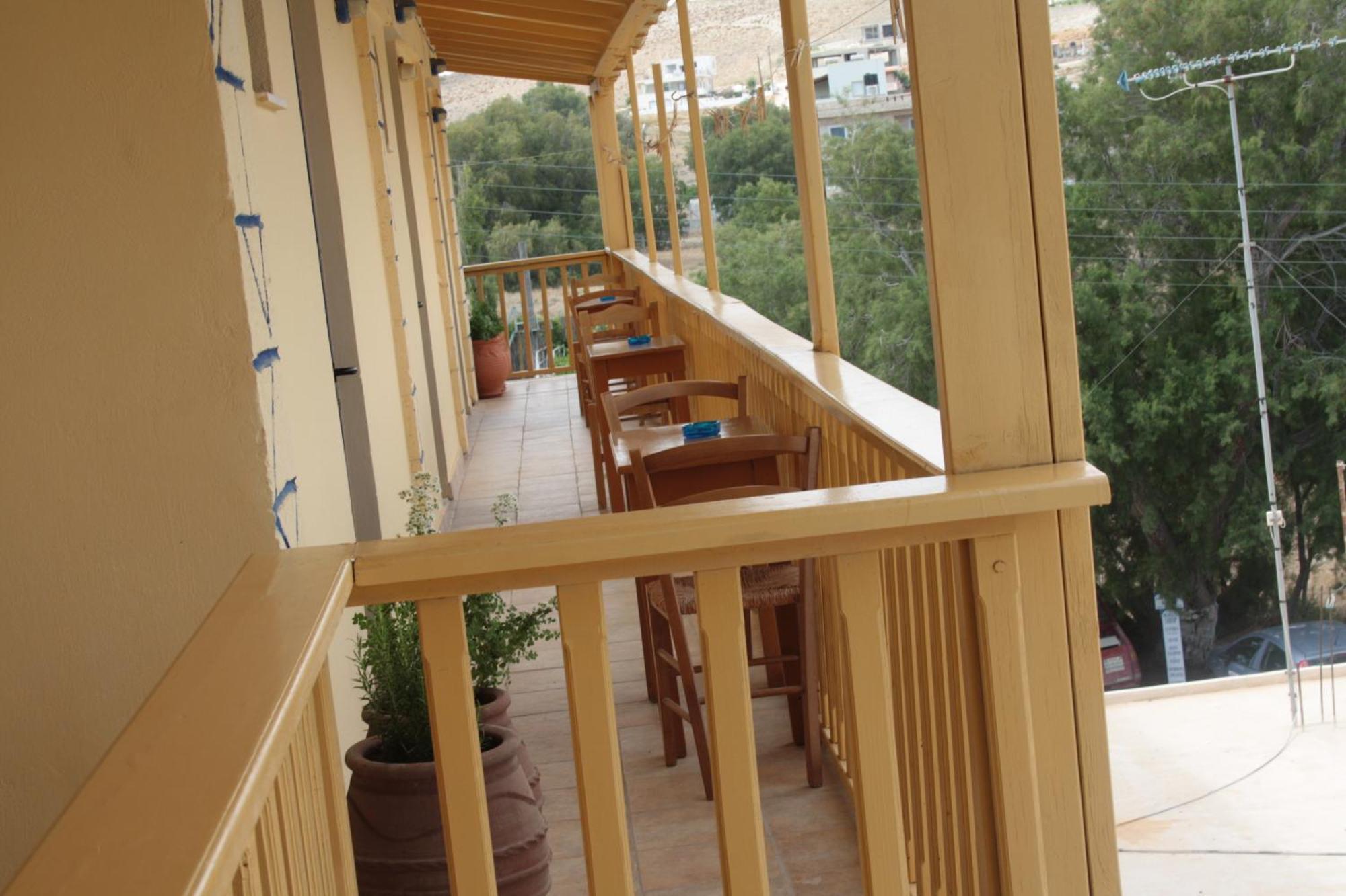 Ilios Apartment *